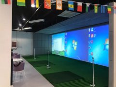 這個(gè)暑假又有新玩法，來(lái)一場(chǎng)與眾不同的室內(nèi)高爾夫